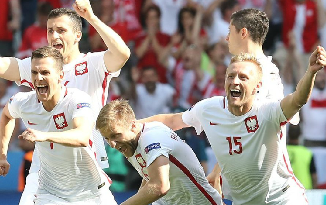 euro-2016-poland-into-last-eight-after-xhaka-penalty-miss